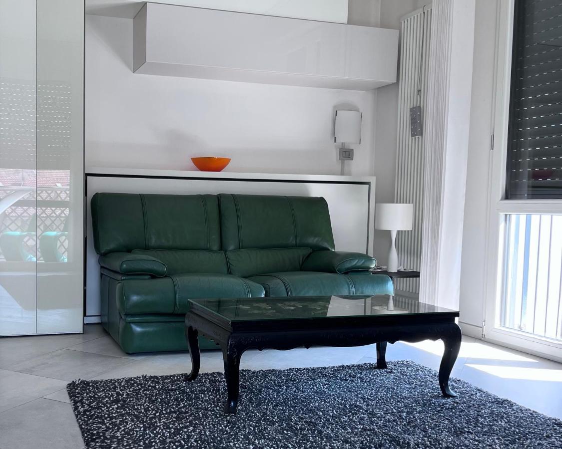 Villa Fenix Milano Milão Exterior foto